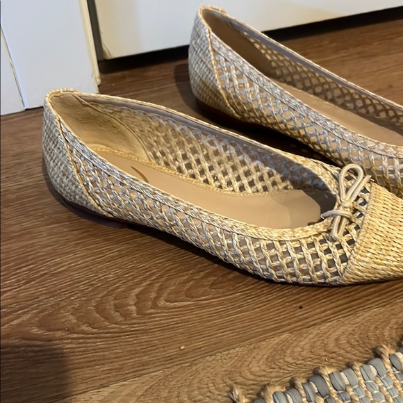 Stylish Tan Woven Flats - Picture 2 of 2